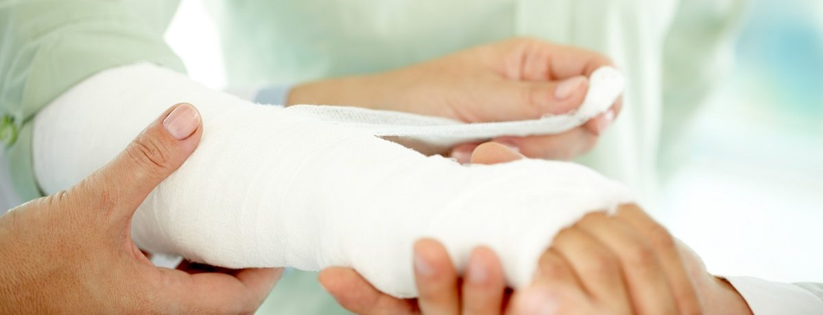 broken arm - how to apply splints, EKG interpretation, PCCN certification